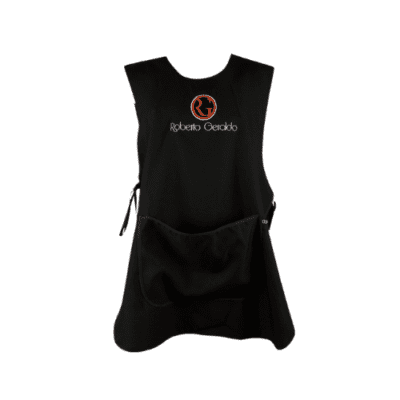Avental de Oxford personalizado frente e costas para uniforme de eventos da Kaue Confecções